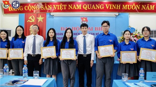 Đại hội đại biểu đoàn TNCS Hồ Chí Minh trường THPT Yên Hòa nhiệm kỳ 2023 – 2024